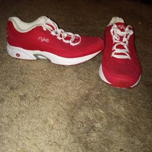 Ryka tennis shoes
